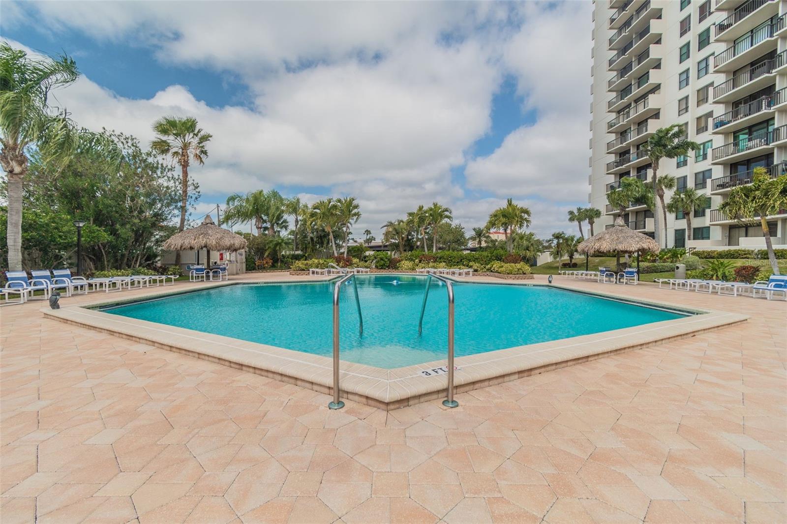 CUTTER COVE CONDO - Residential