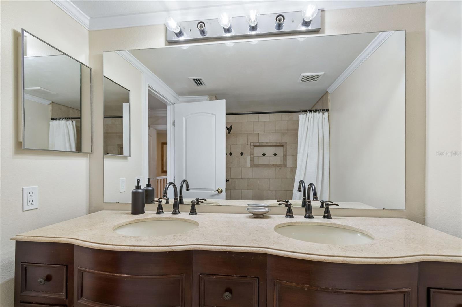 CUTTER COVE CONDO - Residential