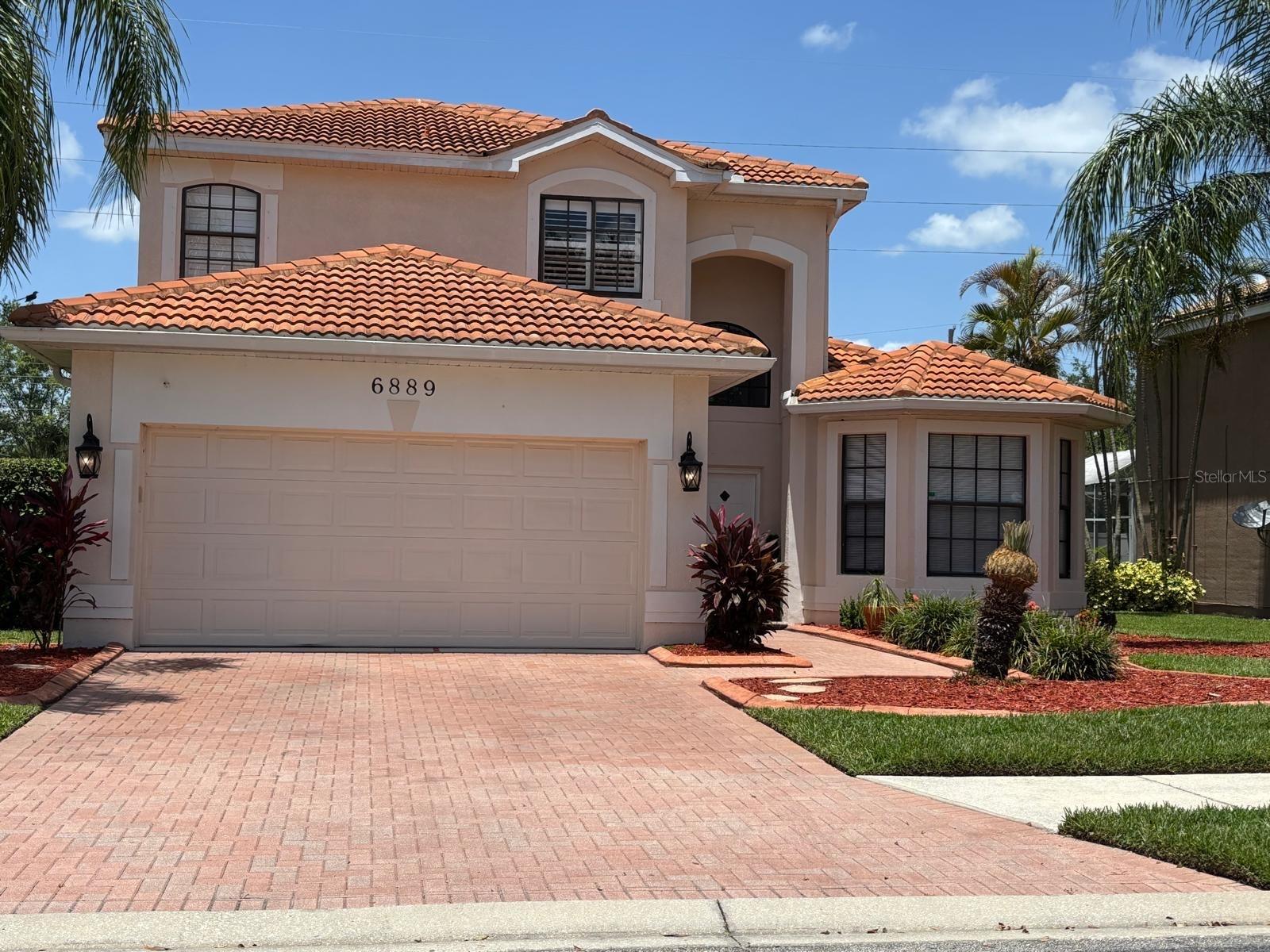 REDUCED PRICE!!!  House is vacant.
Gorgeous residence located in the great community River Place, this community offers a club house and a pool that all residence can use. 
This luxury home has 2 story, 4 bedrooms, 2.5 bath, 2 car garage with enormous pool and spa, pavered driveway, barrel title roof, chery cabinets. The layout is just perfect with the master bedroom and bathroom in the first floor and  being separate from the other bedrooms, giving the master suite more privacy. This perfect gem is an immaculate residence near by the beautiful golf course at Tara. Great district schools.