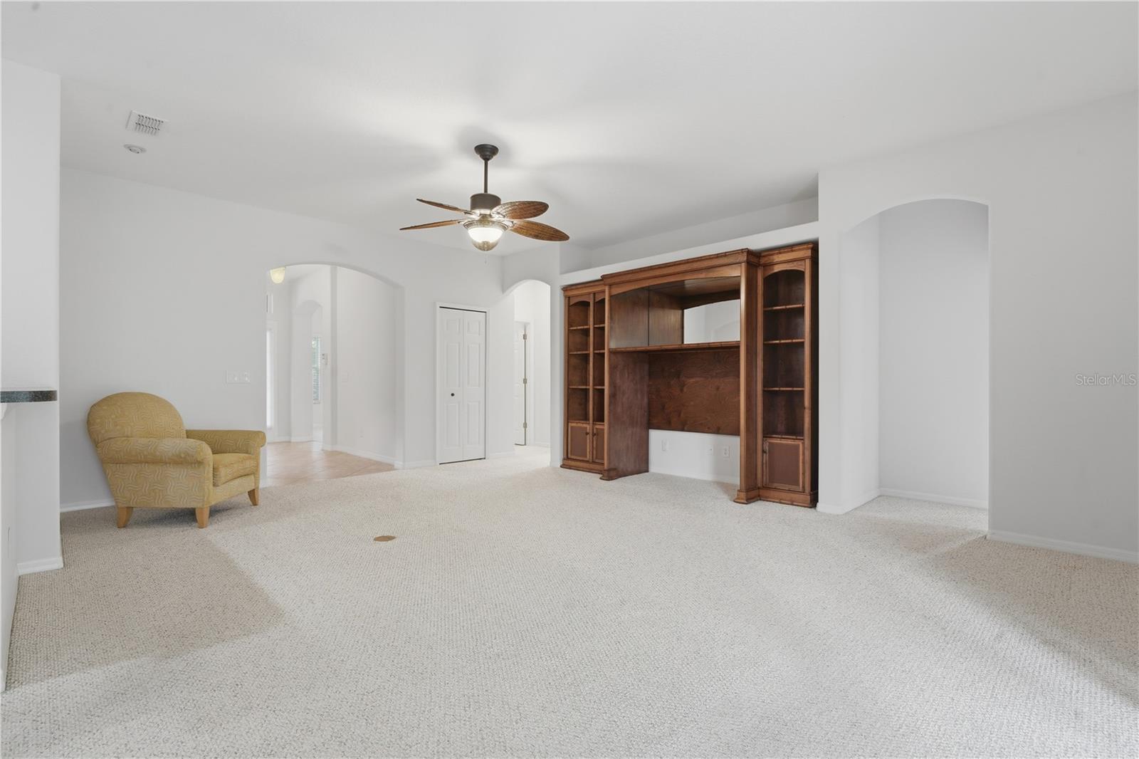 ROCK SPRINGS RIDGE - Residential