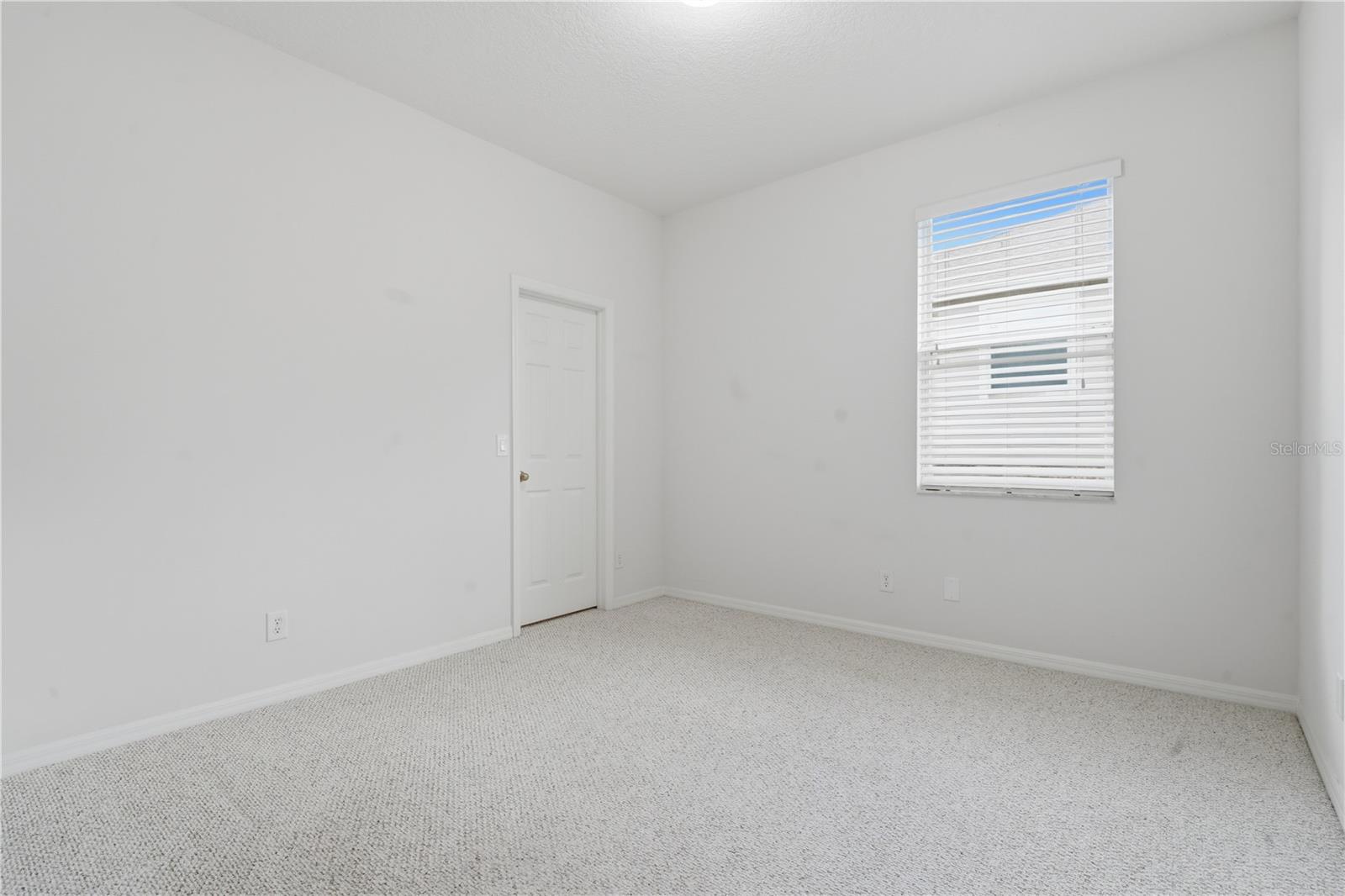 ROCK SPRINGS RIDGE - Residential