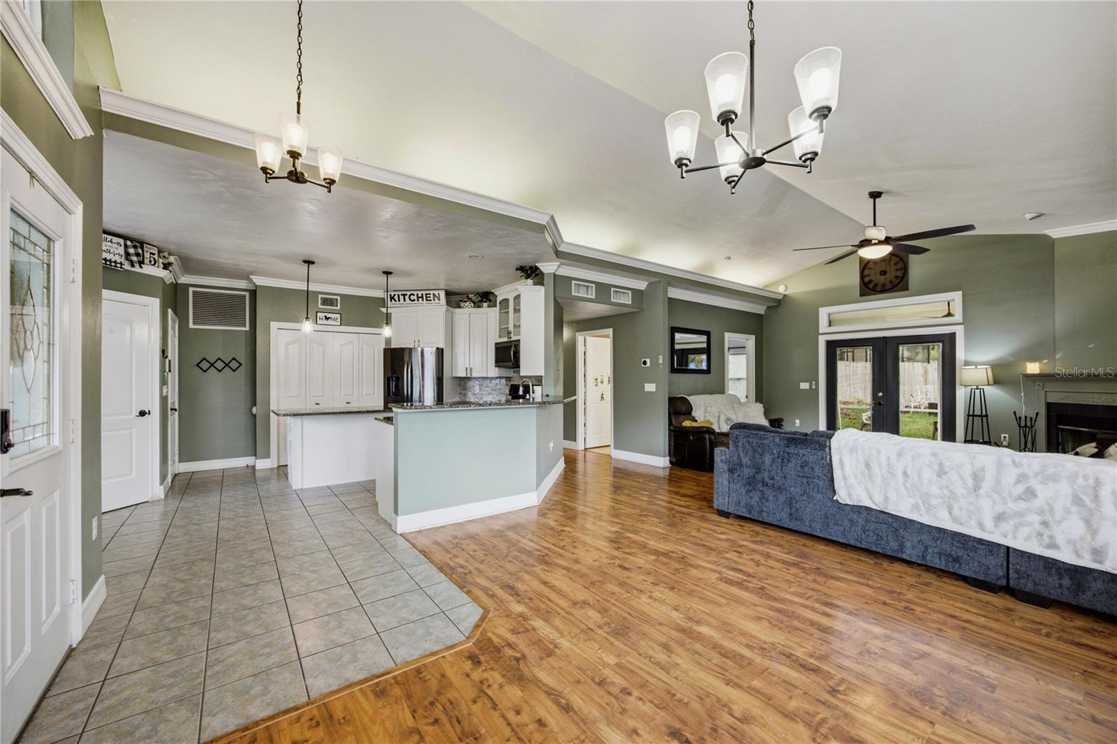 THE RETREAT FLETCHERS MILL PH II - Residential Lease