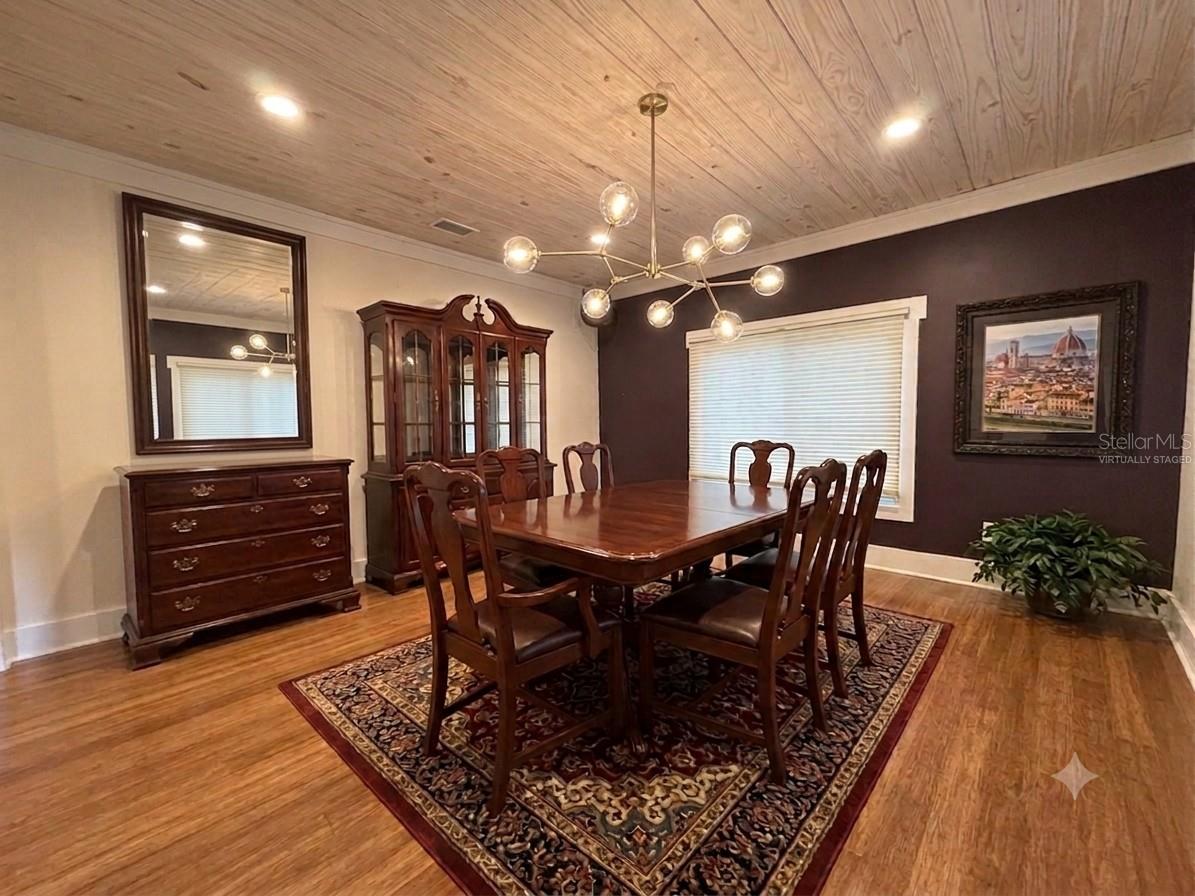 EAST KENTUCKY OAKS - Residential