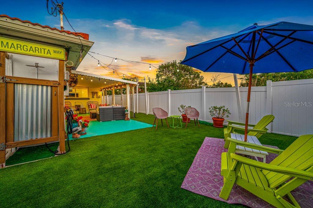 PASADENA SHORES - Residential