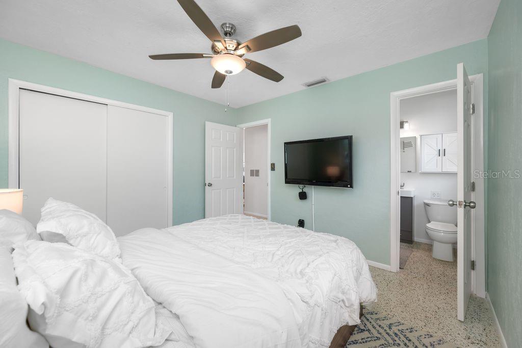 PASADENA SHORES - Residential