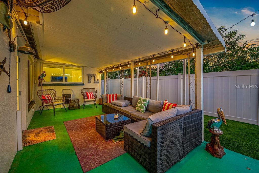 PASADENA SHORES - Residential