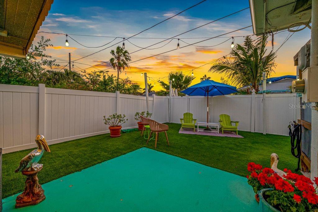 PASADENA SHORES - Residential