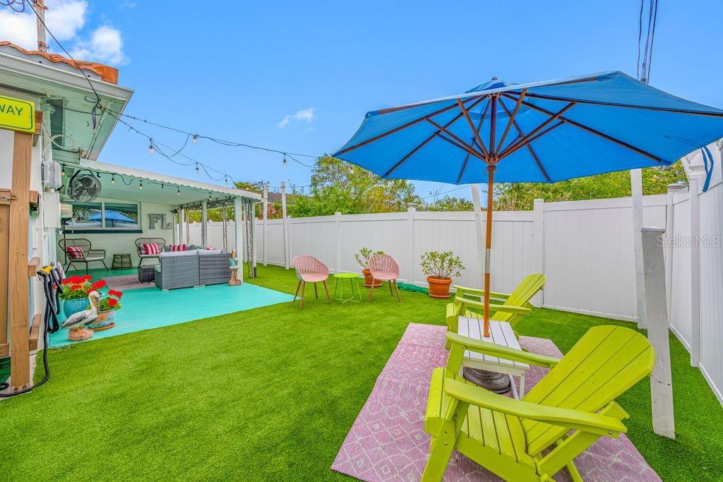 PASADENA SHORES - Residential