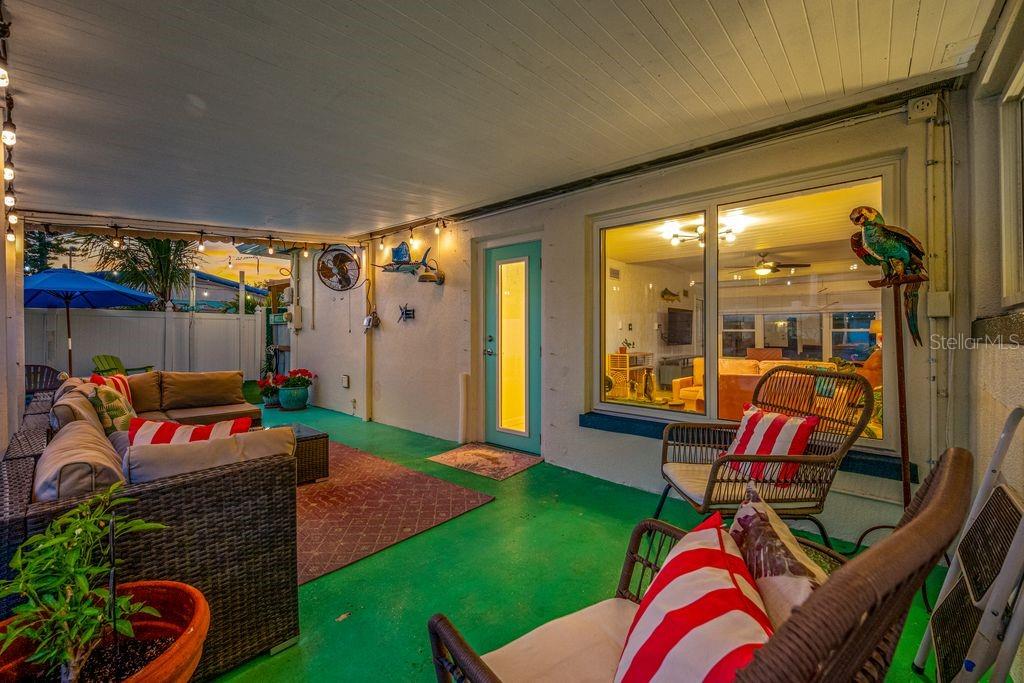 PASADENA SHORES - Residential