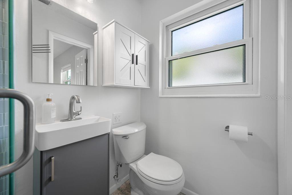 PASADENA SHORES - Residential