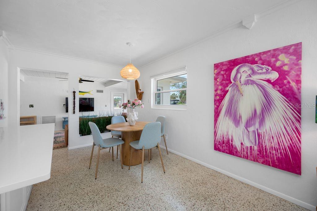 PASADENA SHORES - Residential