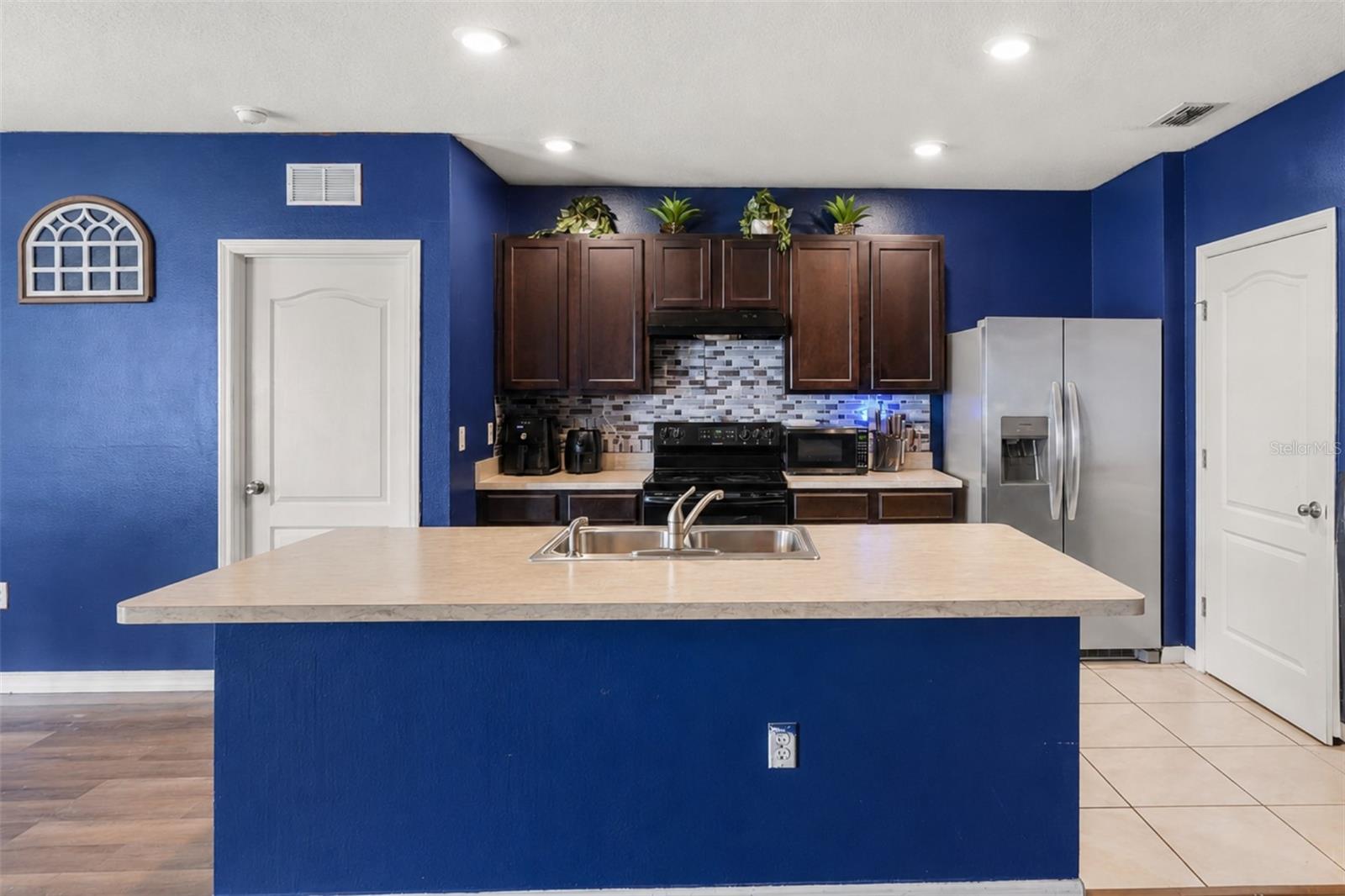 COVENTRY COVE - Residential
