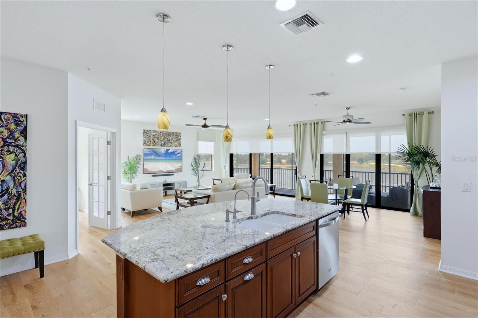 SARASOTA NATIONAL - Residential
