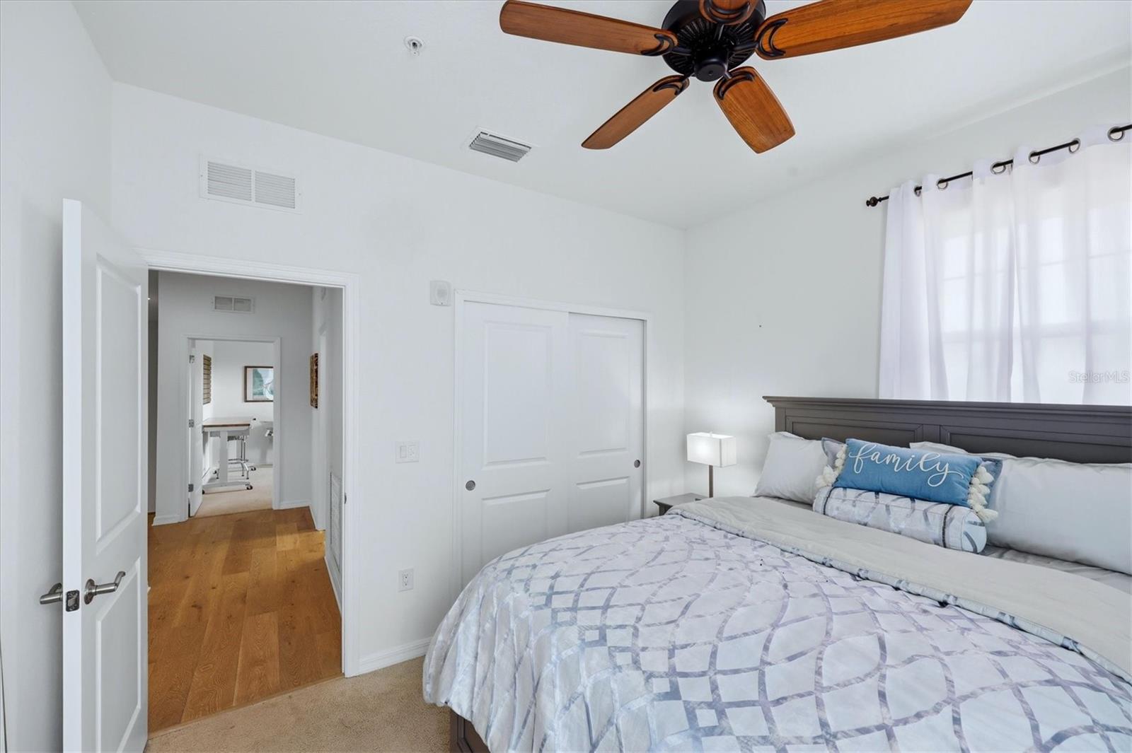 SARASOTA NATIONAL - Residential