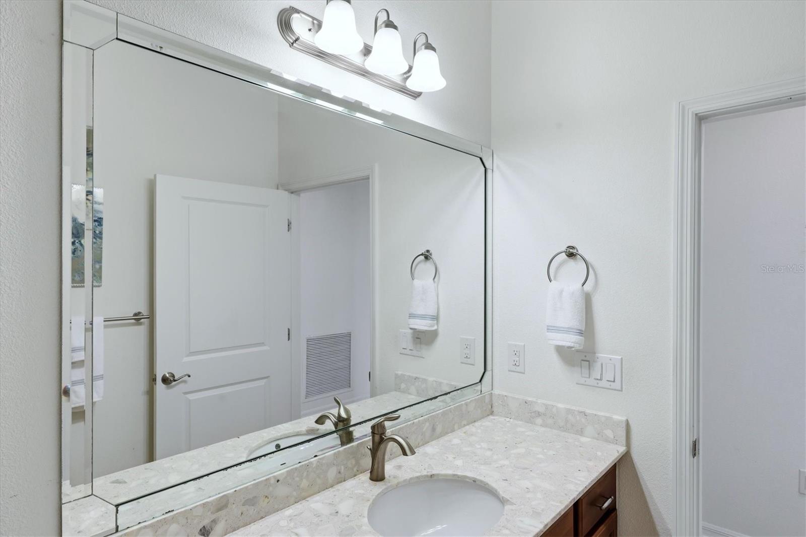 SARASOTA NATIONAL - Residential