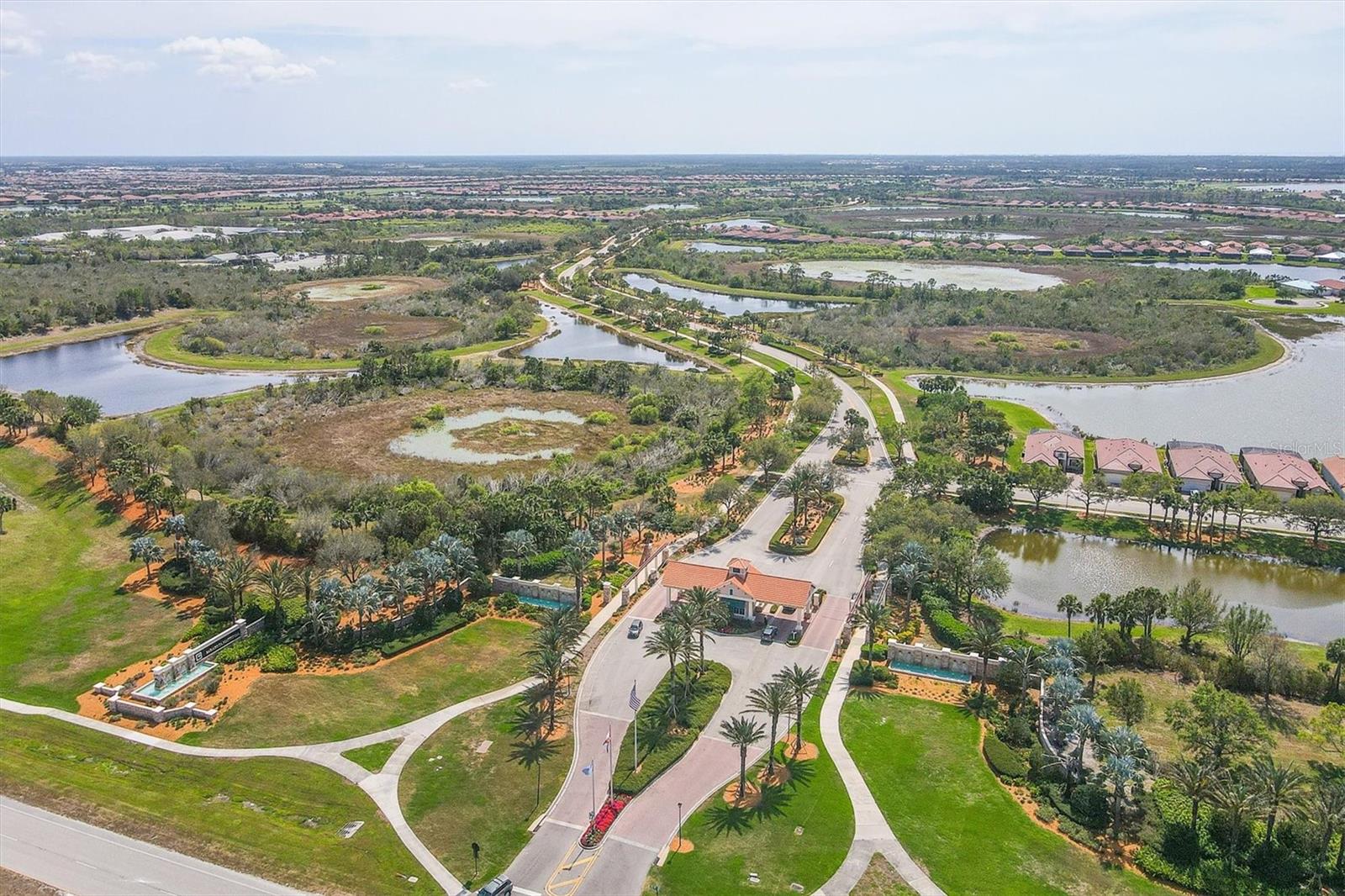 SARASOTA NATIONAL - Residential