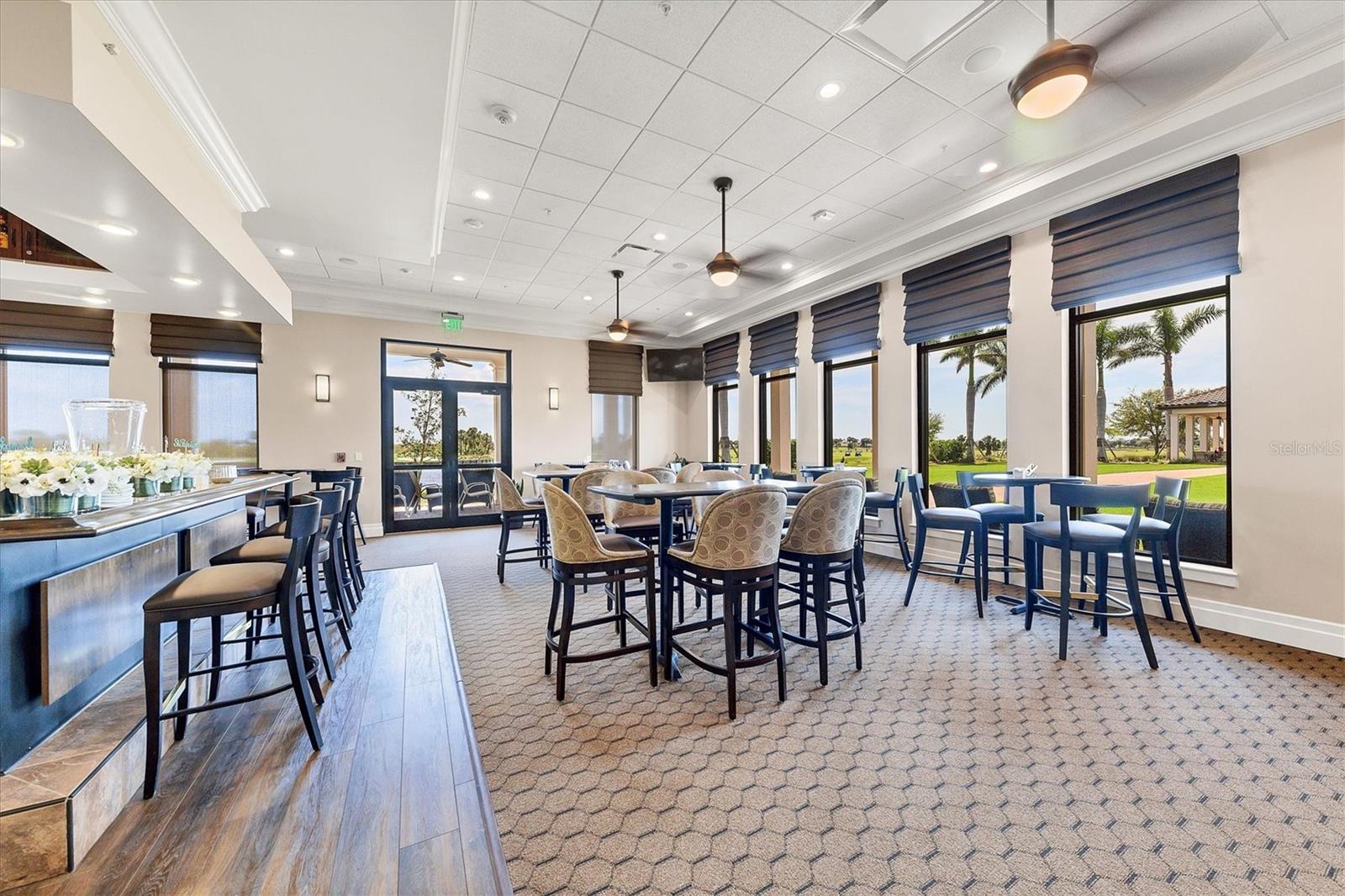 SARASOTA NATIONAL - Residential