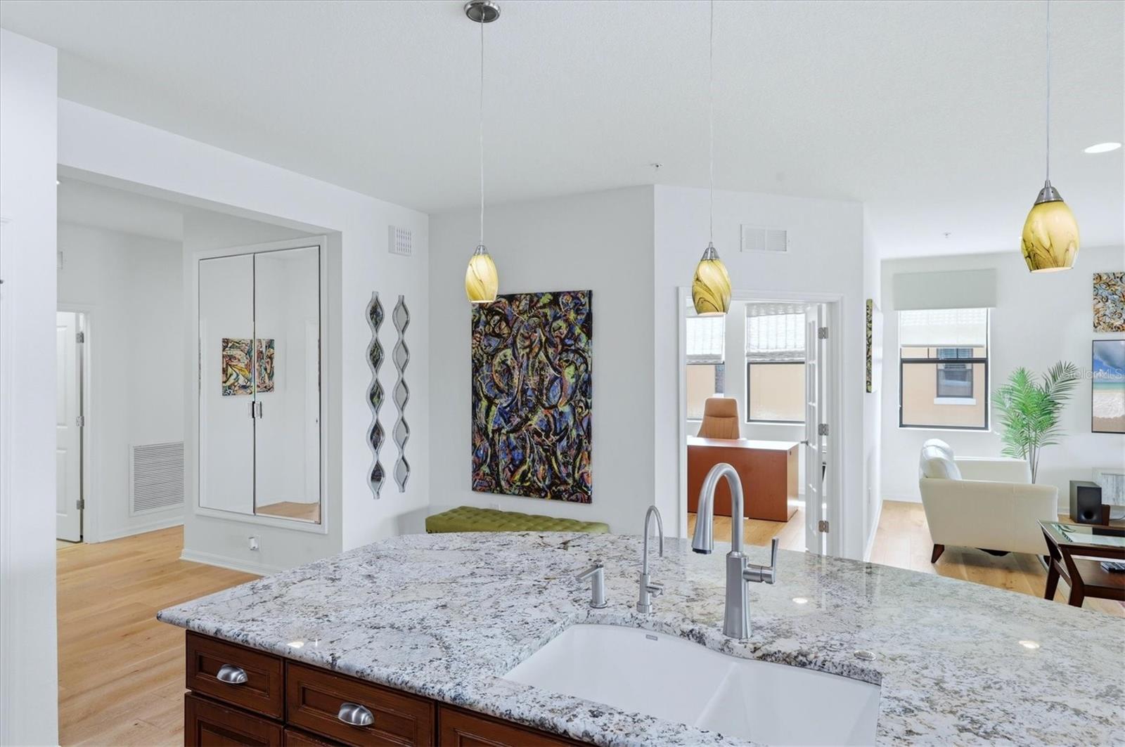 SARASOTA NATIONAL - Residential