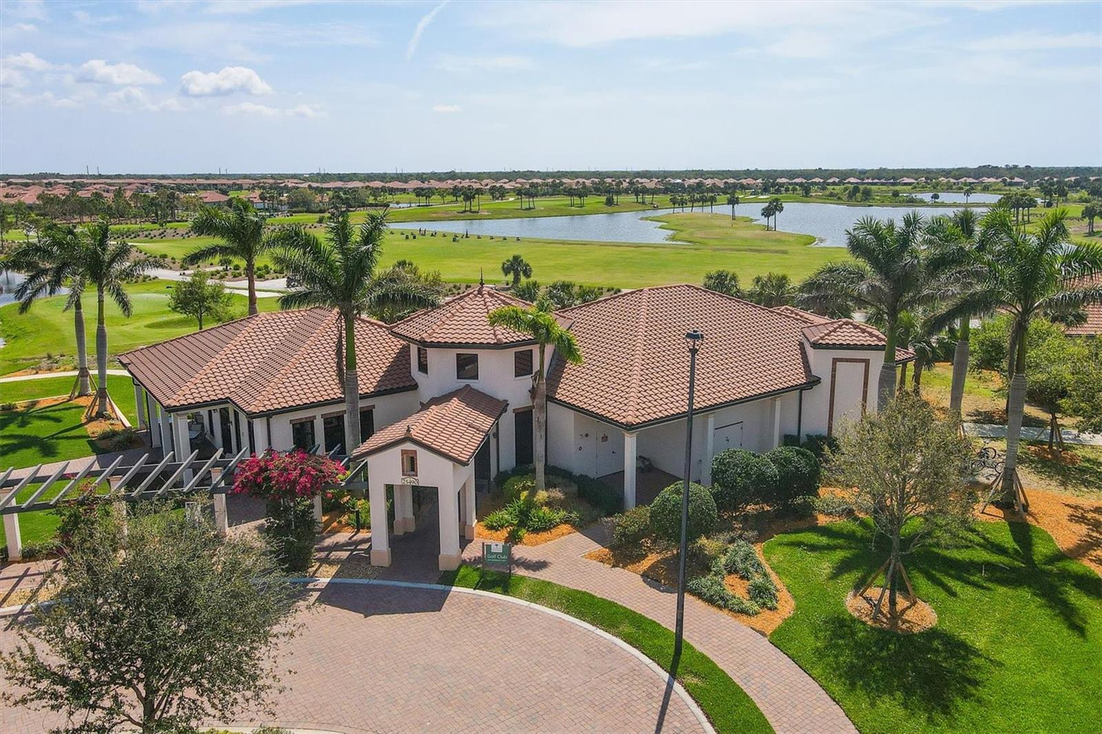 SARASOTA NATIONAL - Residential