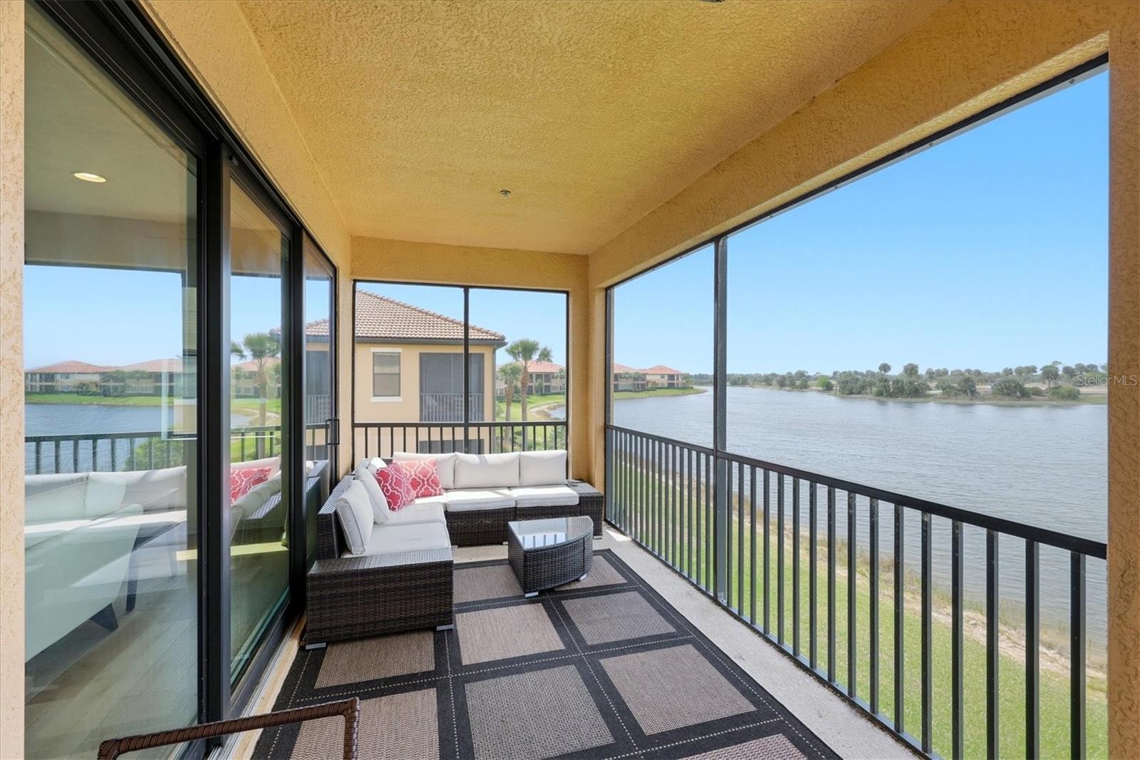 SARASOTA NATIONAL - Residential