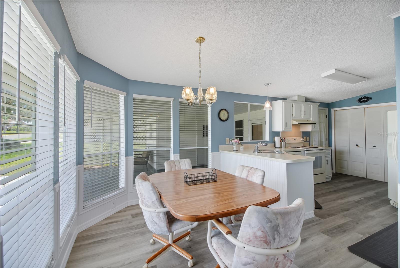 LADY LAKE ORANGE BLOSSOM GARDENS UNIT 14 - Residential
