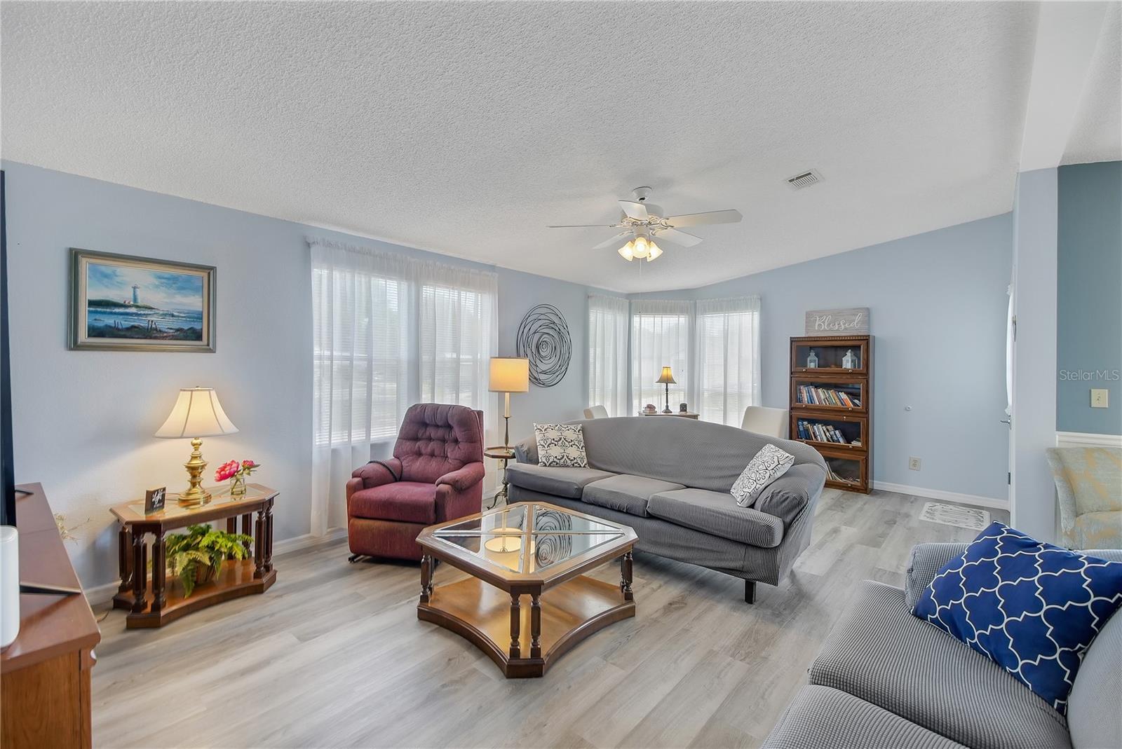 LADY LAKE ORANGE BLOSSOM GARDENS UNIT 14 - Residential