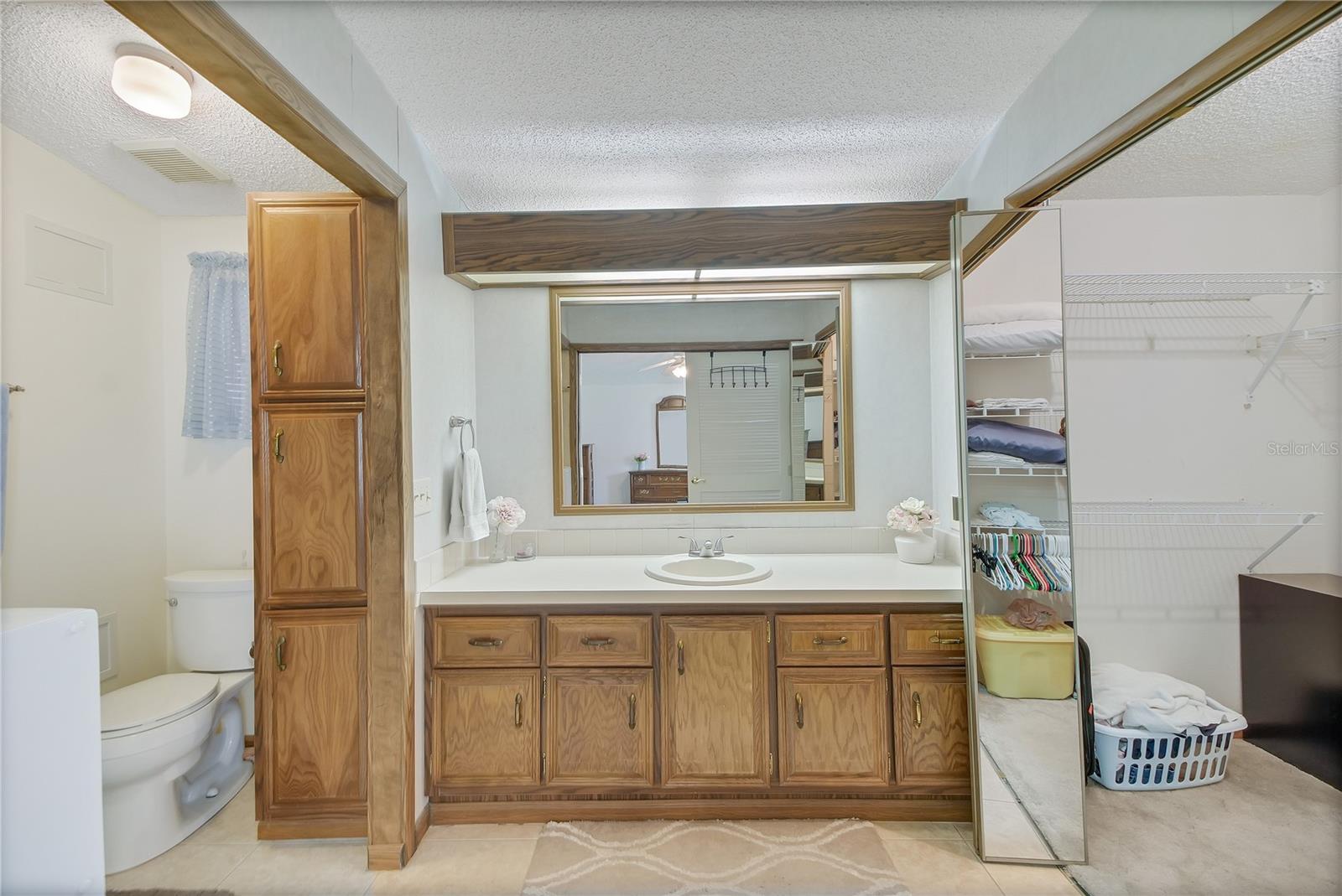 LADY LAKE ORANGE BLOSSOM GARDENS UNIT 14 - Residential