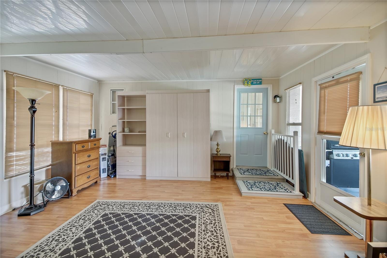 LADY LAKE ORANGE BLOSSOM GARDENS UNIT 14 - Residential