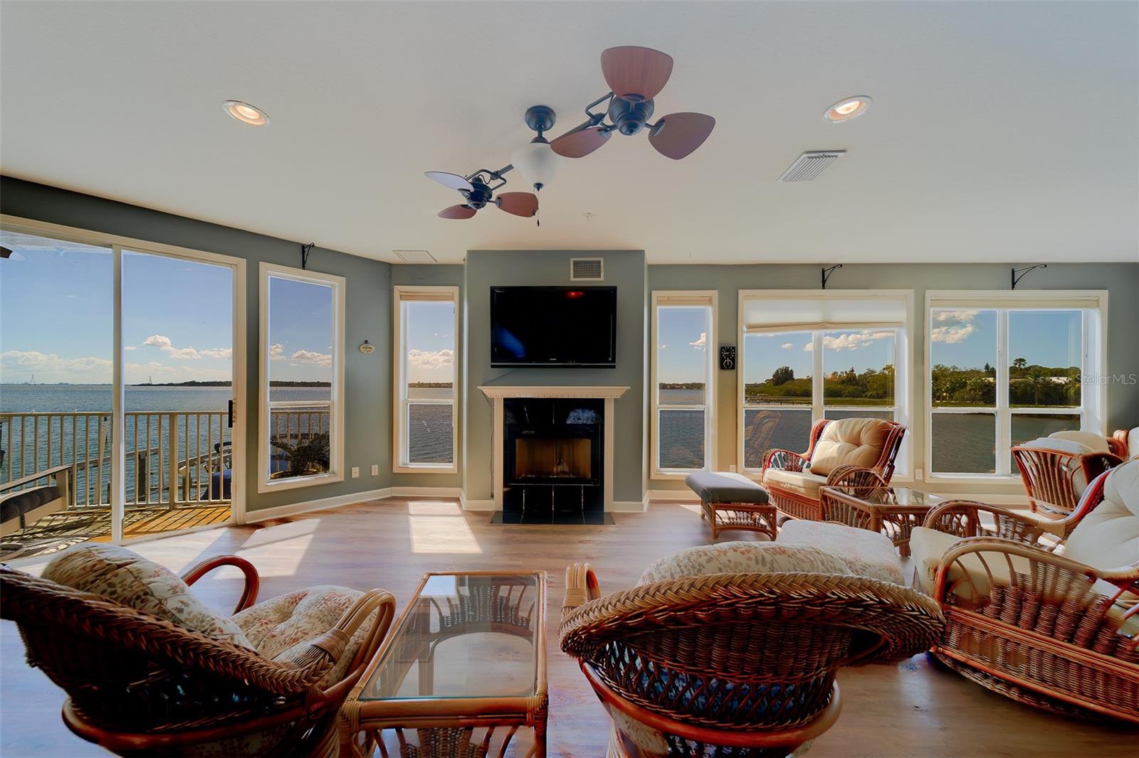 SEASIDE ESTATES - Residential