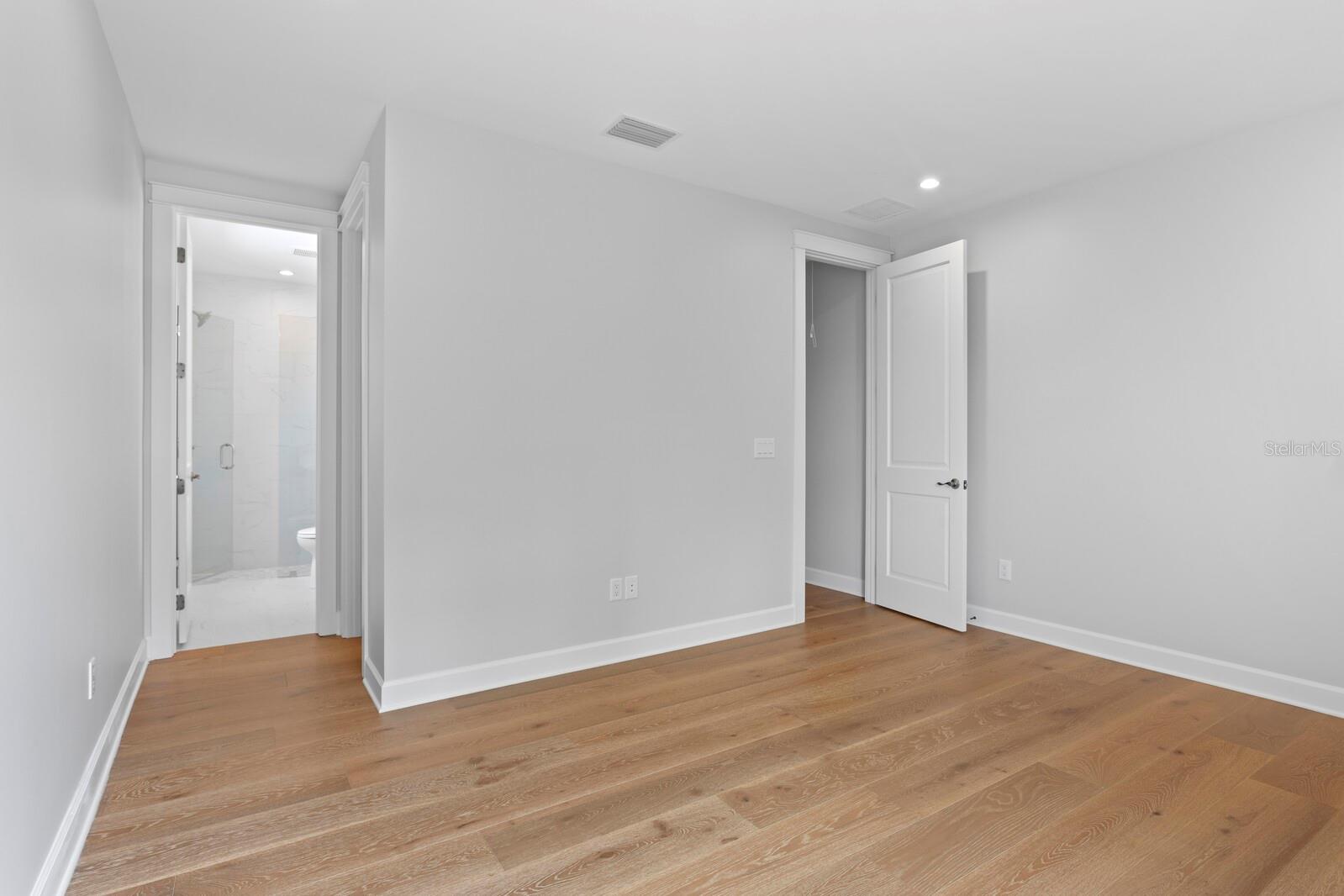 MARYLAND MANOR 2ND UNIT - Residential