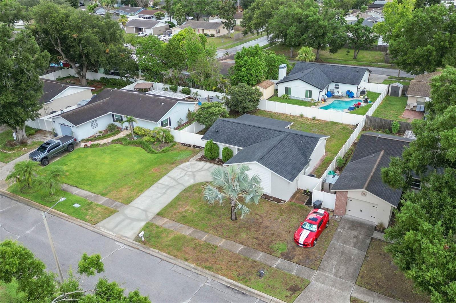 CARROLLWOOD MEADOWS UNIT VI SE - Residential