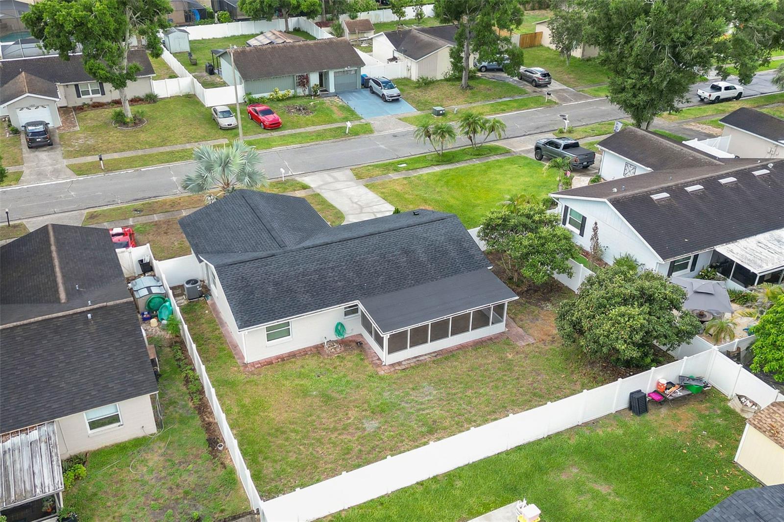 CARROLLWOOD MEADOWS UNIT VI SE - Residential