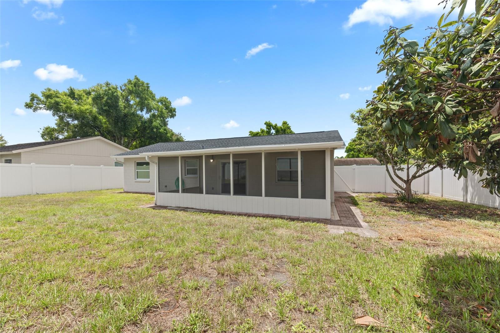 CARROLLWOOD MEADOWS UNIT VI SE - Residential
