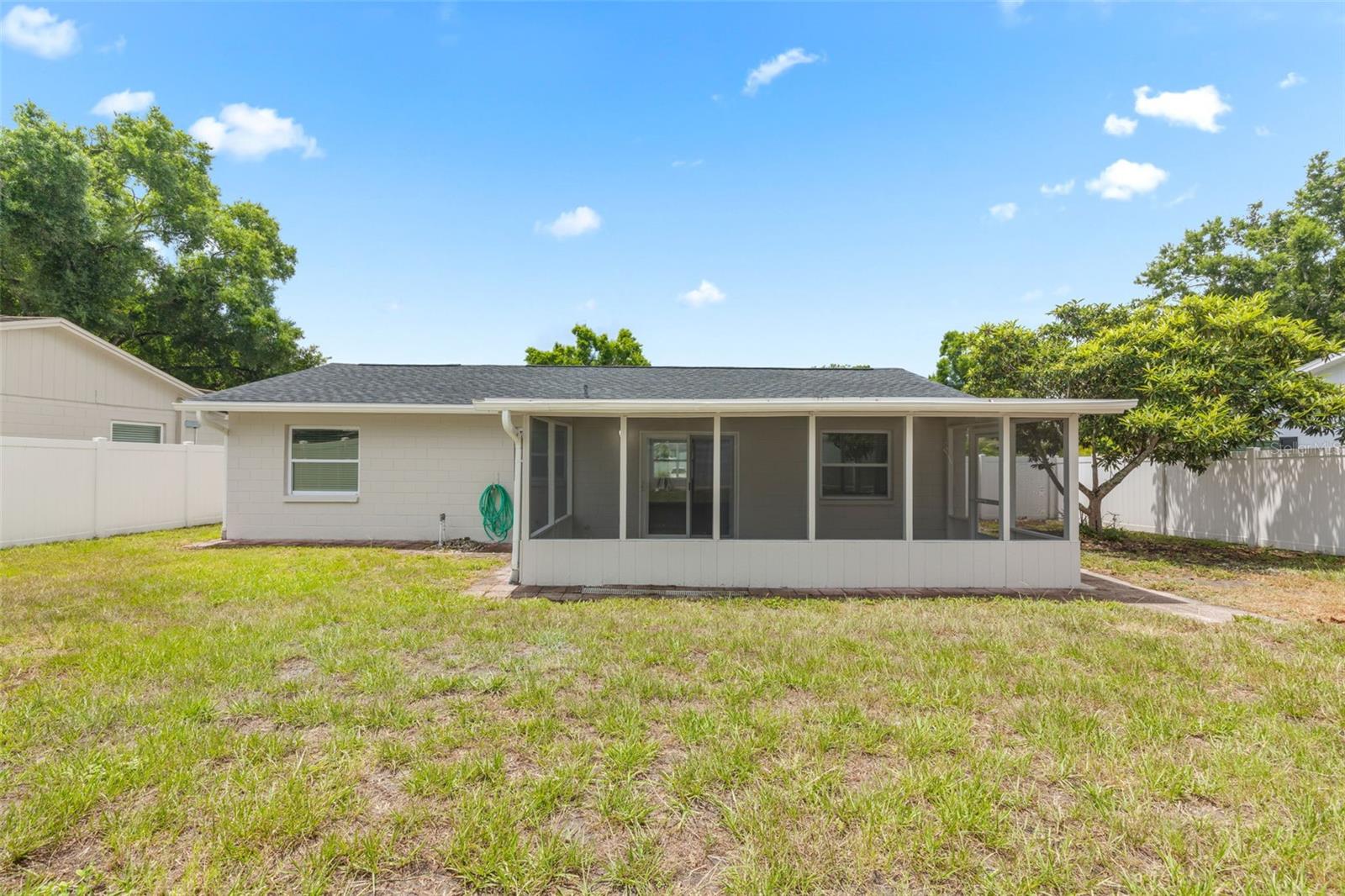 CARROLLWOOD MEADOWS UNIT VI SE - Residential