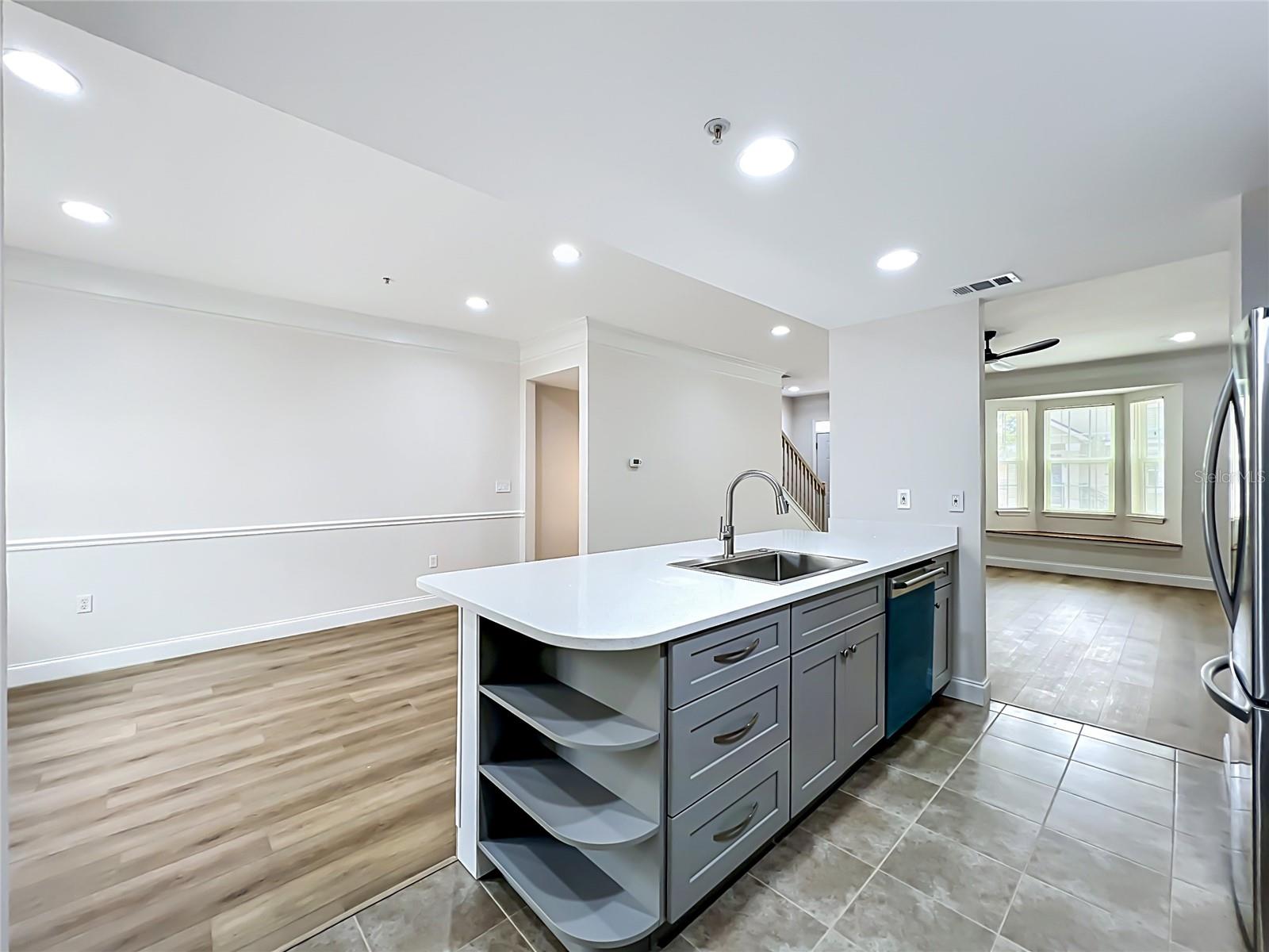 HAMPTONS/METROWEST - Residential