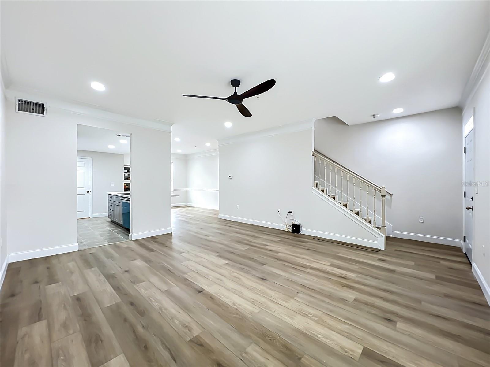 HAMPTONS/METROWEST - Residential