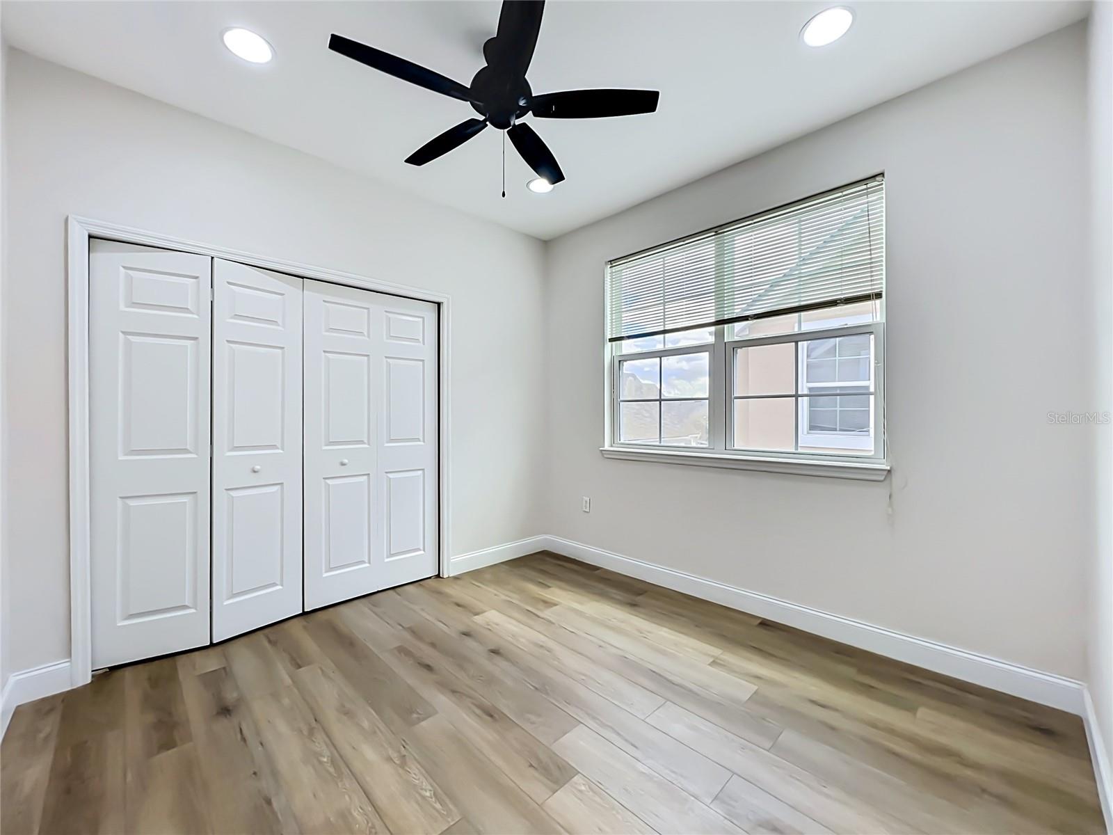 HAMPTONS/METROWEST - Residential