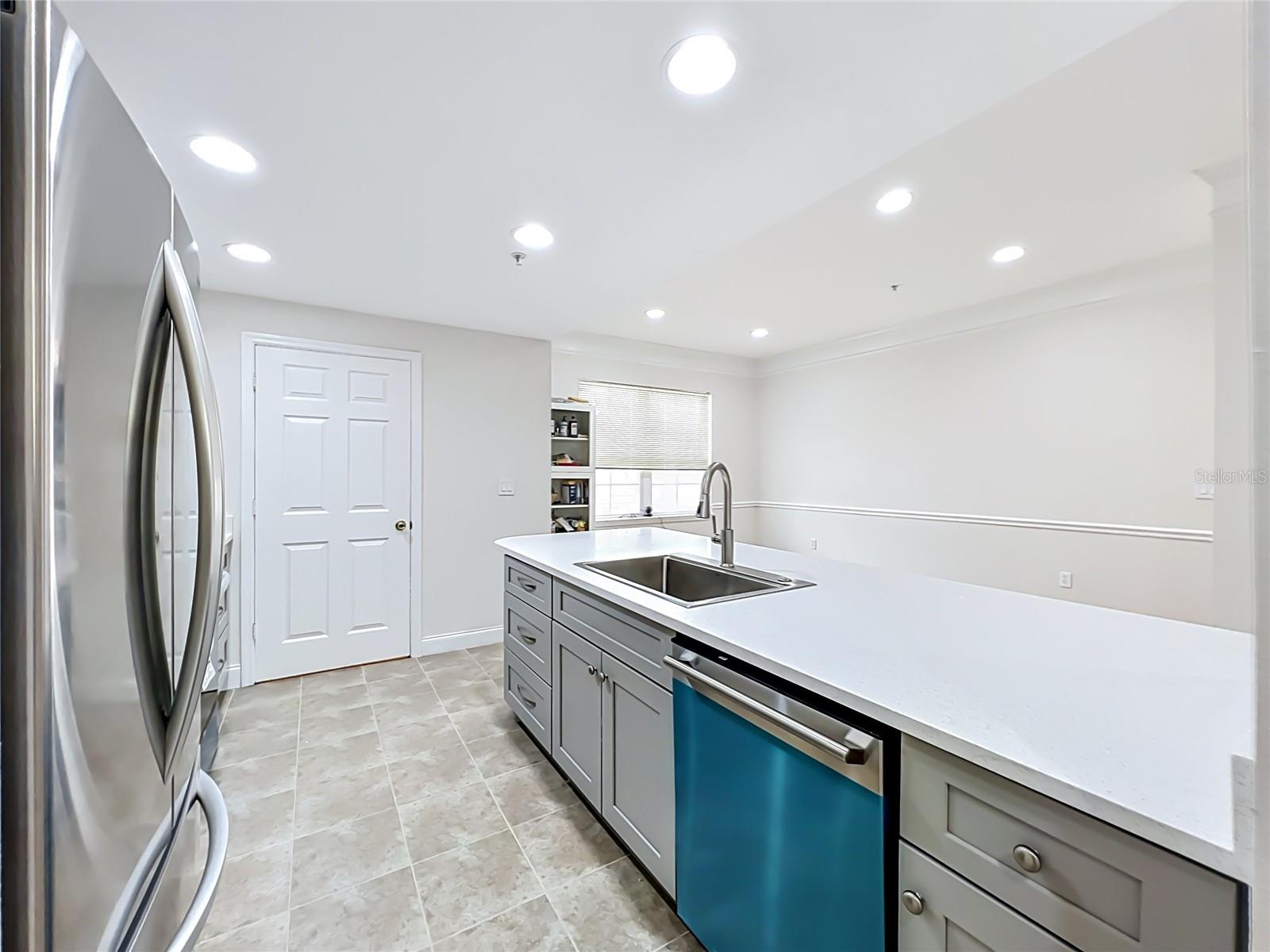 HAMPTONS/METROWEST - Residential