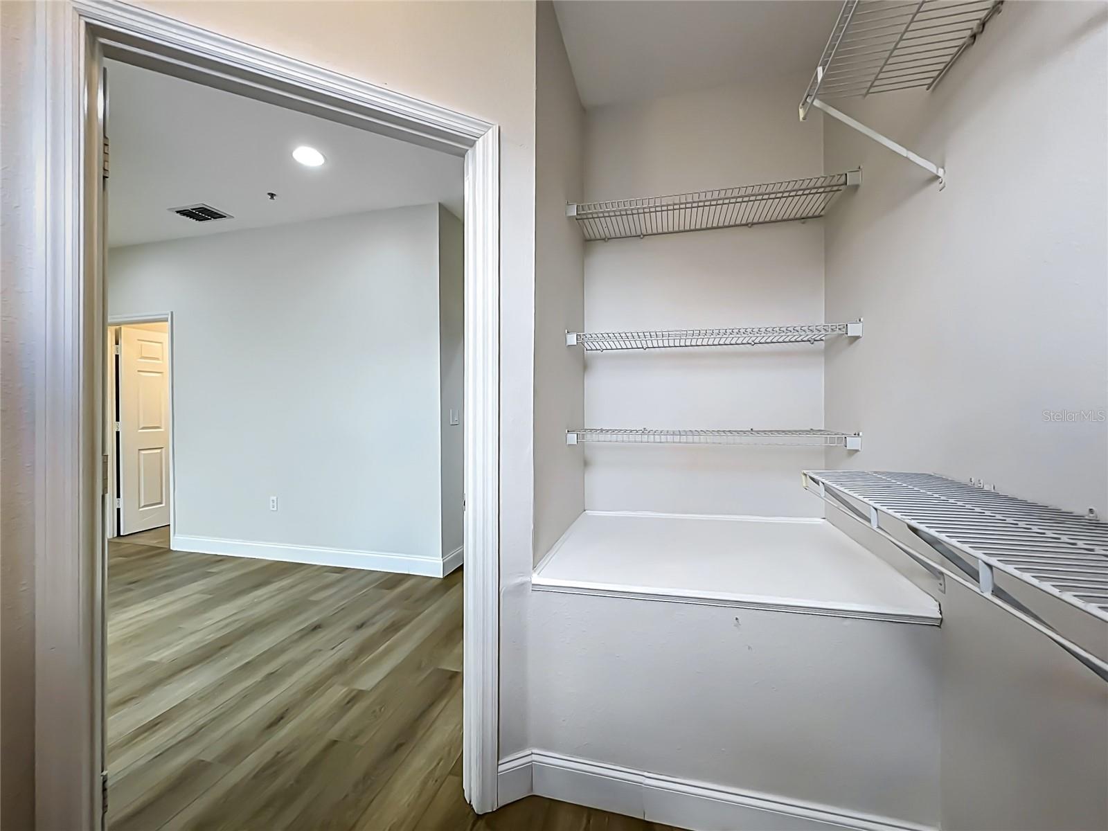 HAMPTONS/METROWEST - Residential