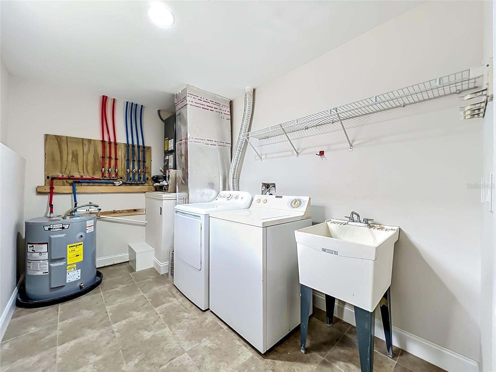 HAMPTONS/METROWEST - Residential