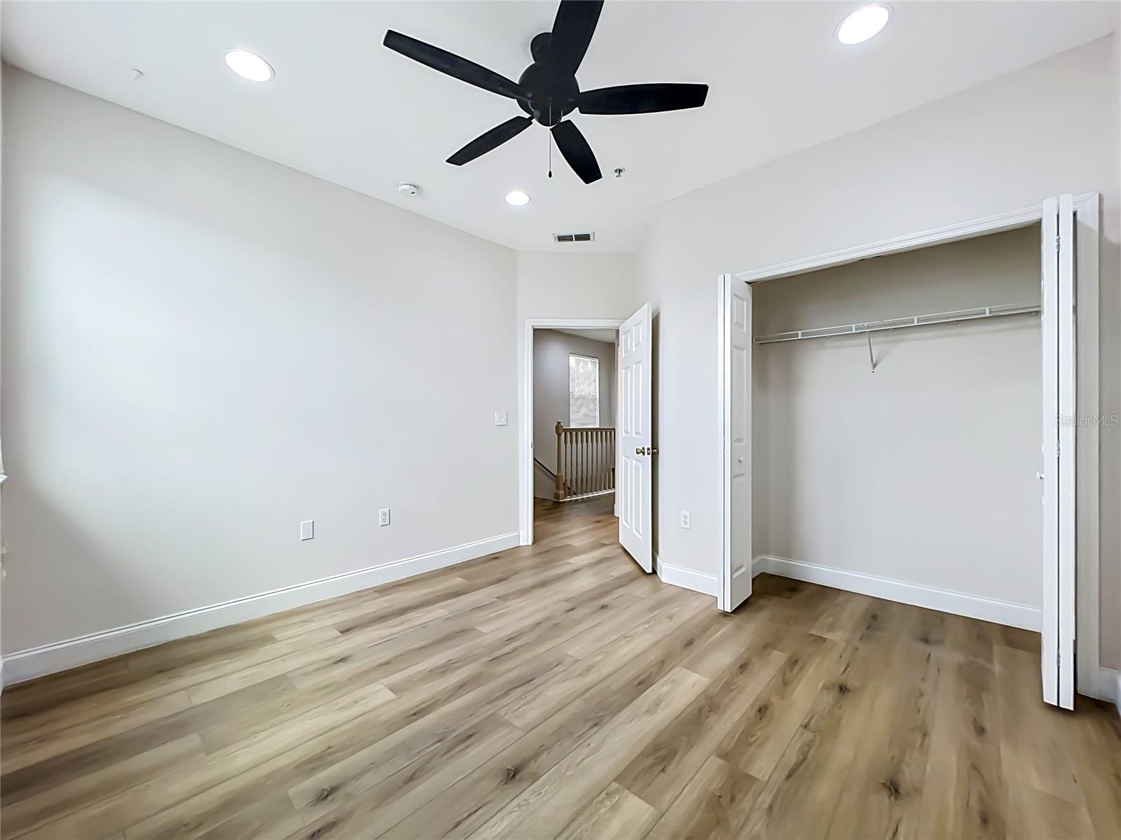 HAMPTONS/METROWEST - Residential