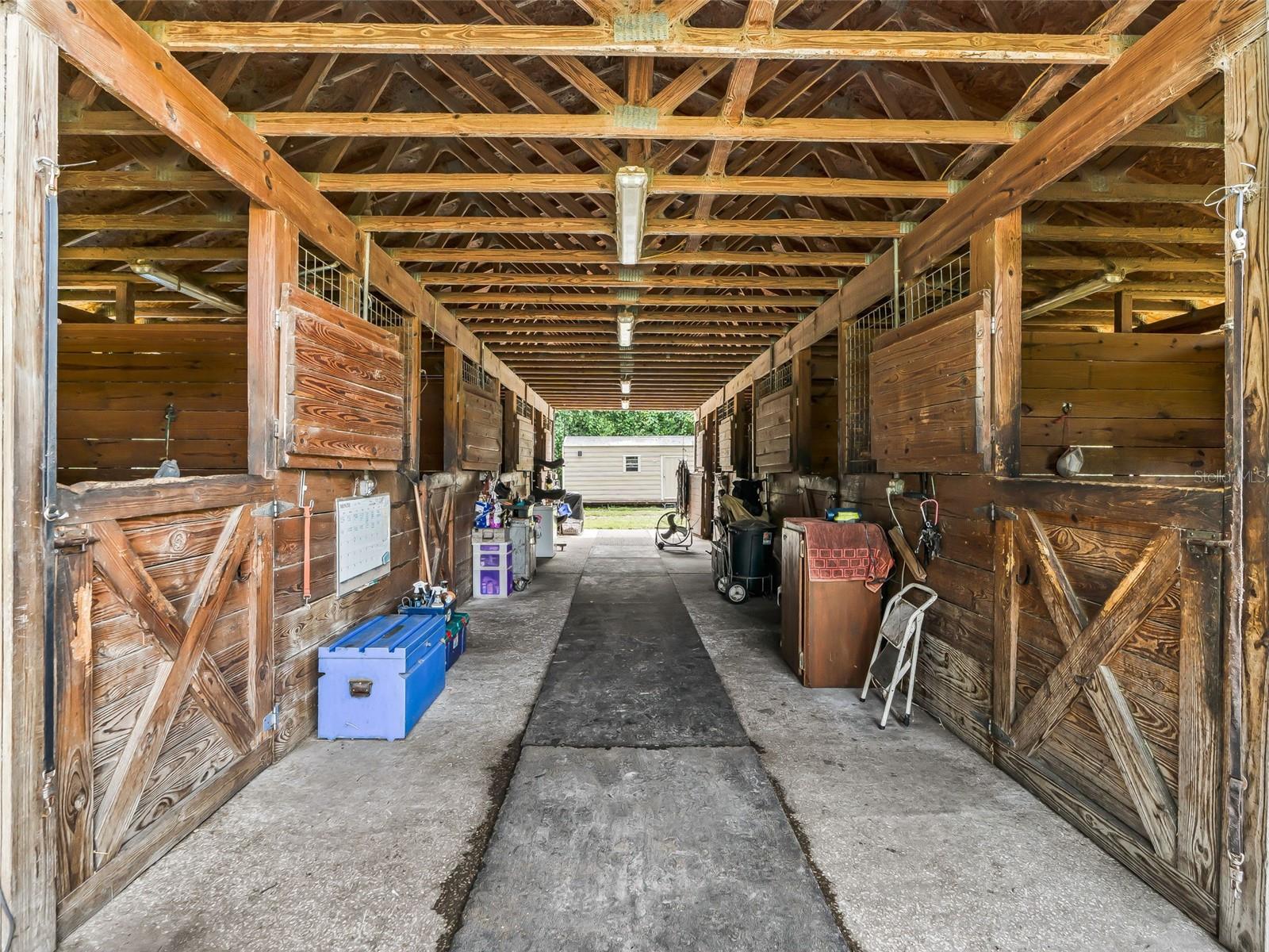 GOLDEN MEADOW FARMS - Residential