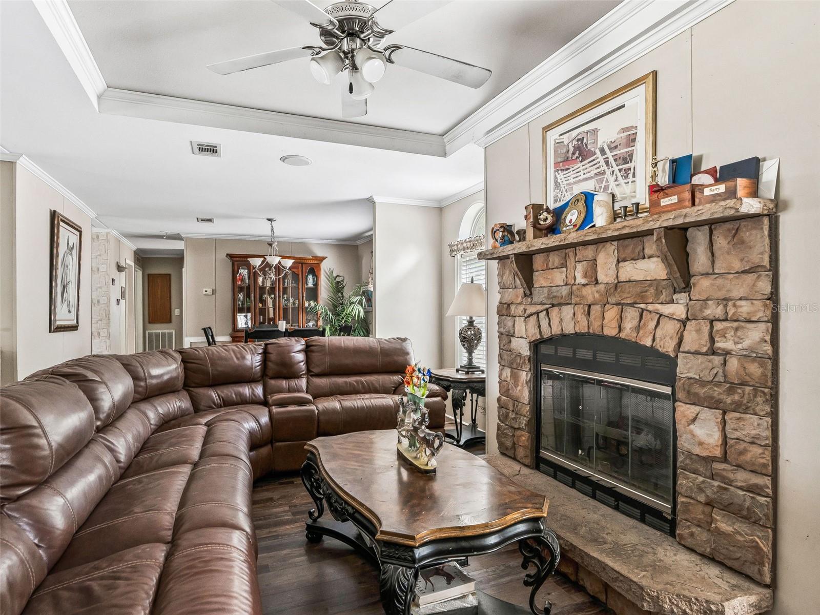 GOLDEN MEADOW FARMS - Residential