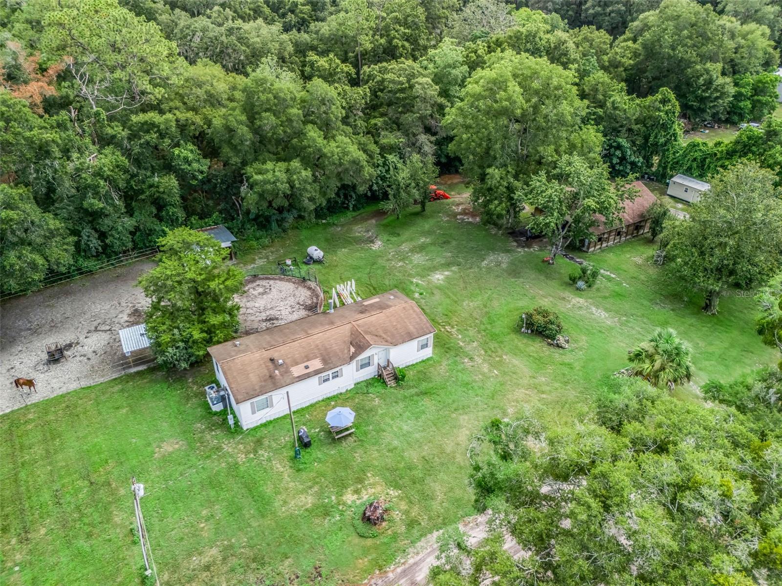 GOLDEN MEADOW FARMS - Residential
