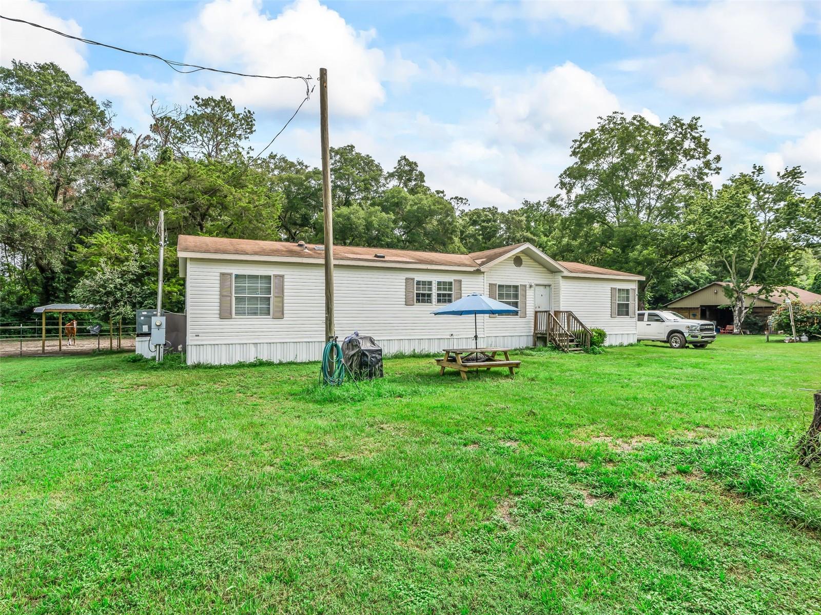 GOLDEN MEADOW FARMS - Residential