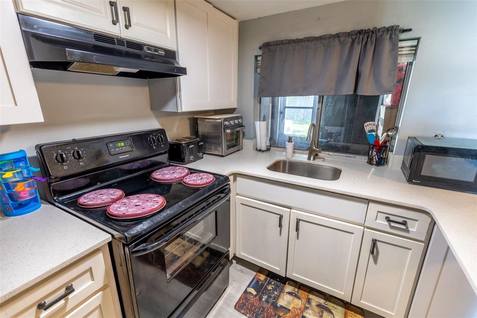 HOLIDAY LAKE ESTATES - Residential