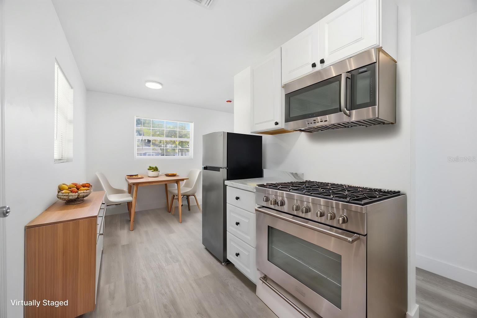 BAY ST PARK - Residential