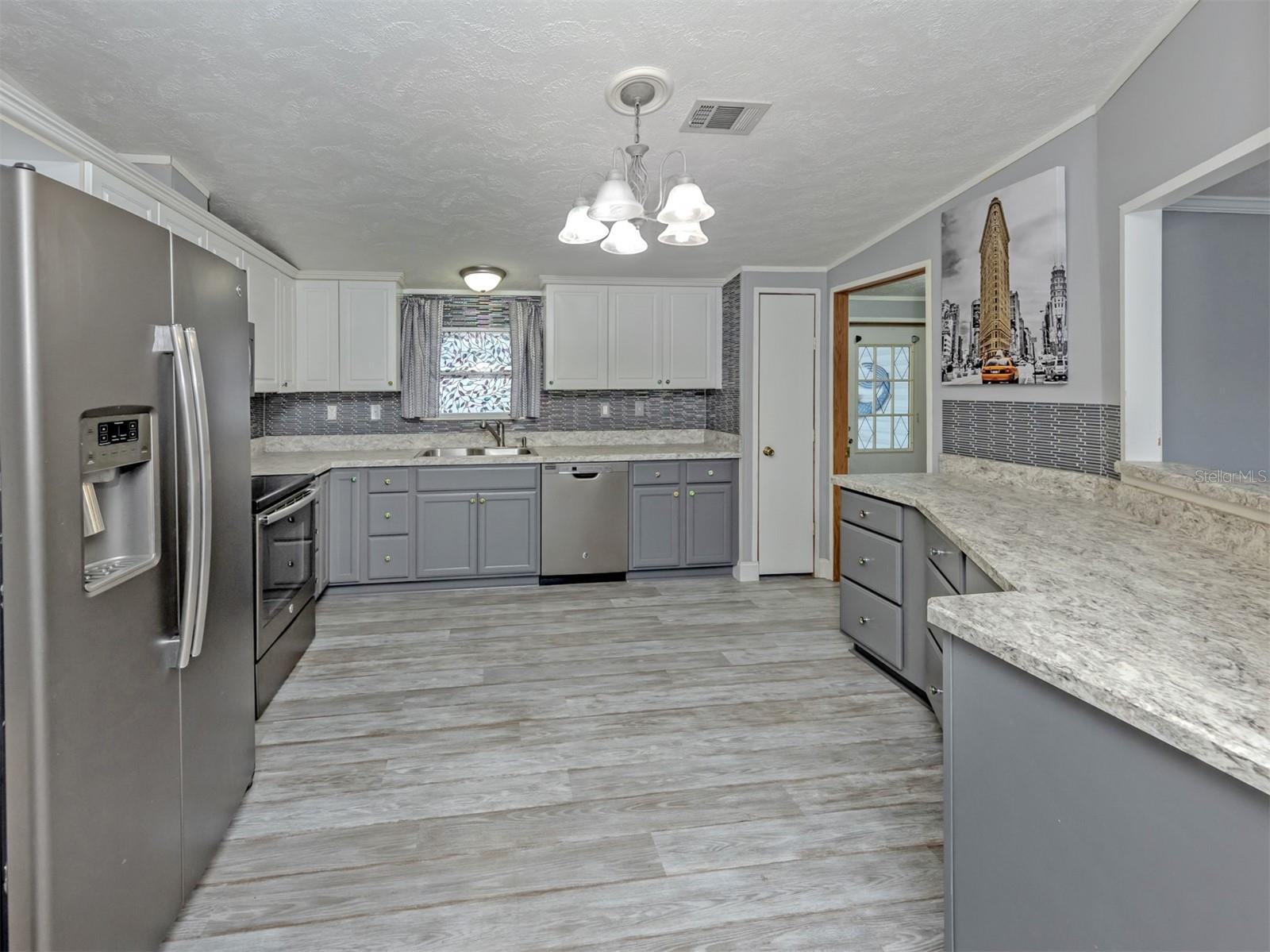 HARBOR ISLES IV - Residential