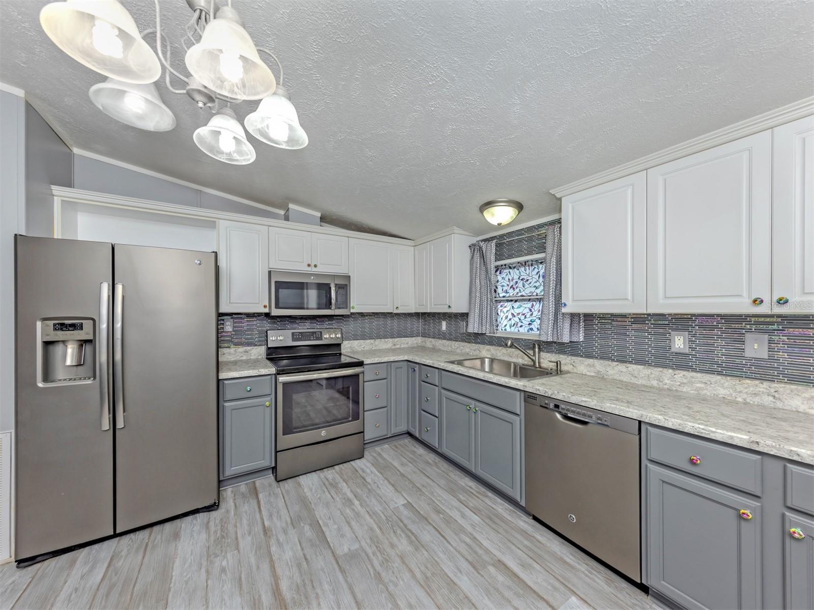 HARBOR ISLES IV - Residential