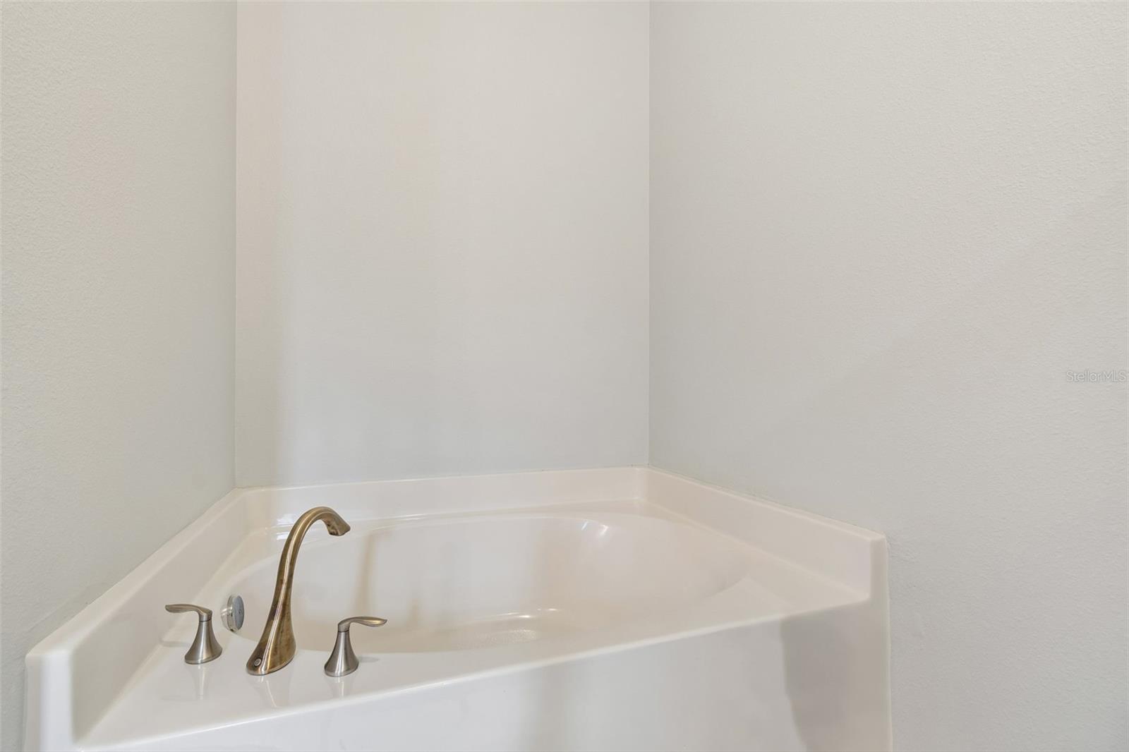 RESERVE AT MEADOW OAKS - Residential